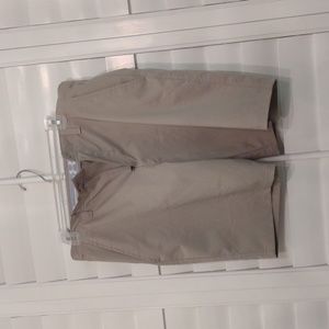 Youth XL Under Armour golf shorts